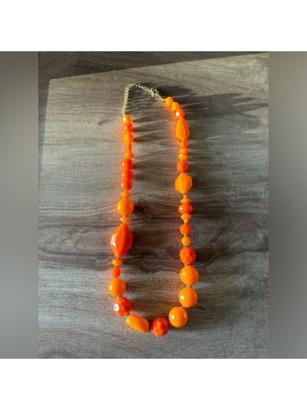 Multi-Faceted Orange Tangerine Beaded Graduated Acrylic Fashion Necklace Costume - Picture 4 of 8